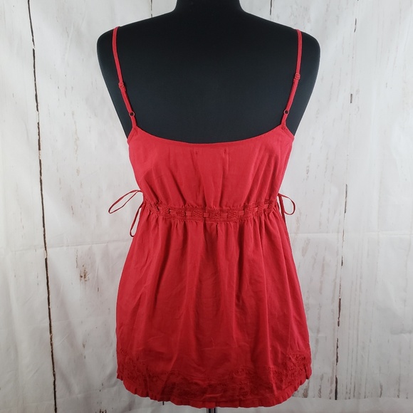 Lucky Brand Floral Embroidered Cami Sz M GUC Red - Picture 2 of 7